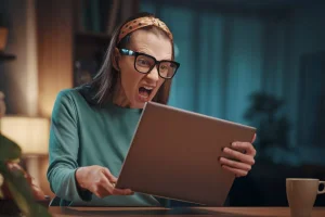 Les IA génératives sont-elles en train de tuer Internet ?